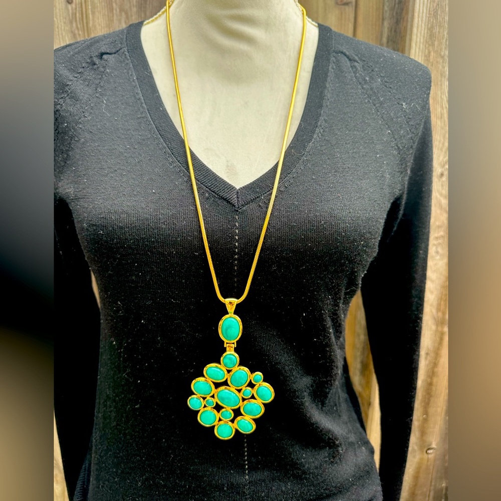 Gorgeous Trina Turk necklace.